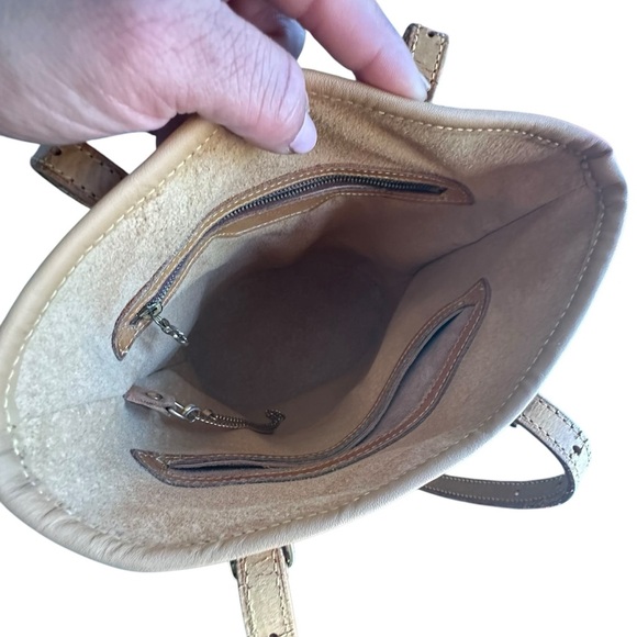 Authentic Louis Vuitton monogram, bucket, shoulder bag, PM SR0948 - Picture 14 of 15